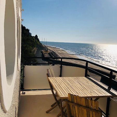 Le Paquebot Hotel Villerville Luaran gambar
