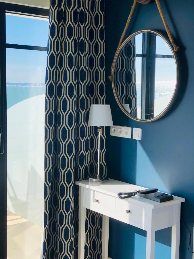 Le Paquebot Hotel Villerville Luaran gambar